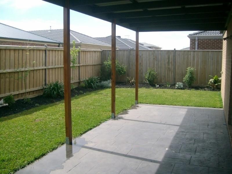 12 Bluemist Circuit, Lyndhurst VIC 3975