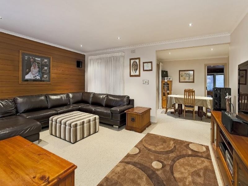 13 Thornley Close, Ferntree Gully VIC 3156