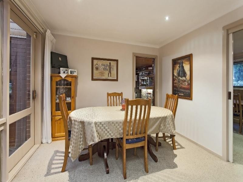 13 Thornley Close, Ferntree Gully VIC 3156