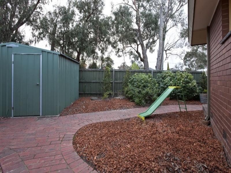 13 Thornley Close, Ferntree Gully VIC 3156