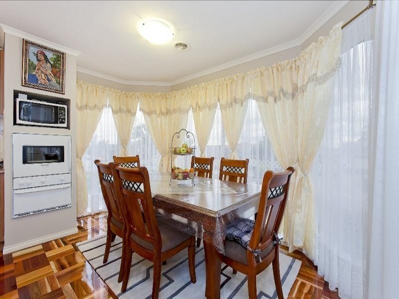 1 Suerulla Court, Rowville VIC 3178