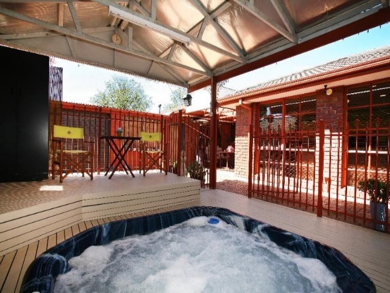 280 Dandelion Drive, Rowville VIC 3178