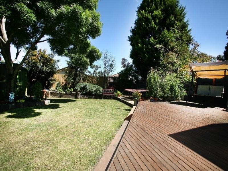 280 Dandelion Drive, Rowville VIC 3178