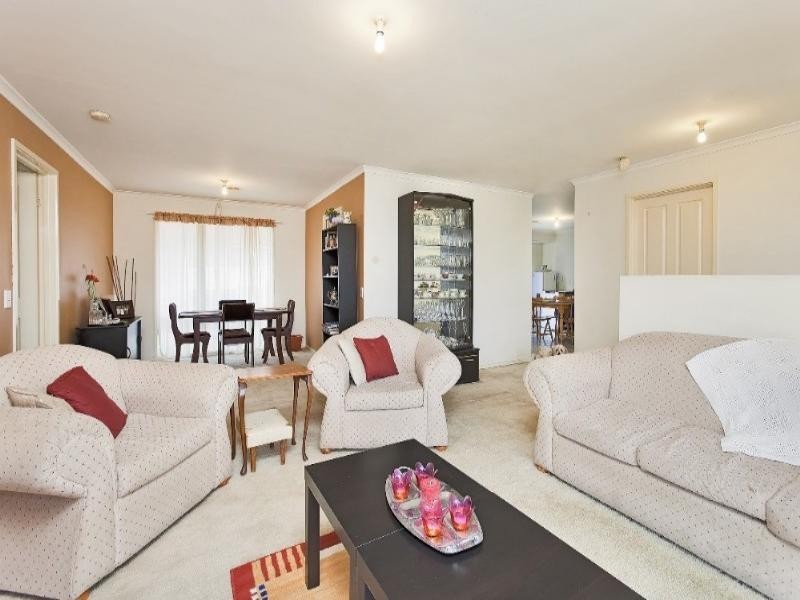 21 Pia Drive, Rowville VIC 3178