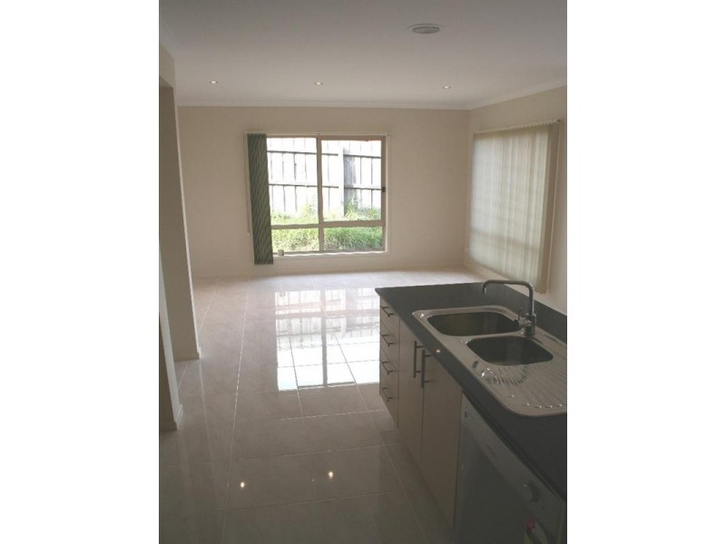 9 Swaran Close, Rowville VIC 3178