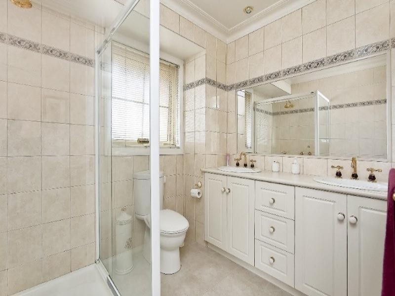 85 Fairway Drive, Rowville VIC 3178