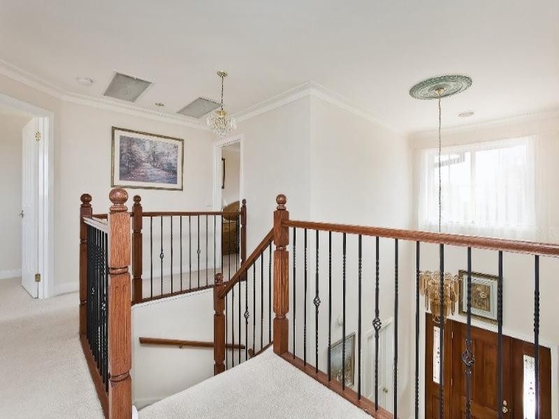 85 Fairway Drive, Rowville VIC 3178