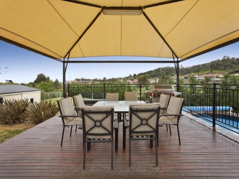 7 Parkside Boulevard, Lysterfield South VIC 3156