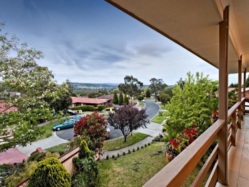 5 Rokewood Court, Endeavour Hills VIC 3802