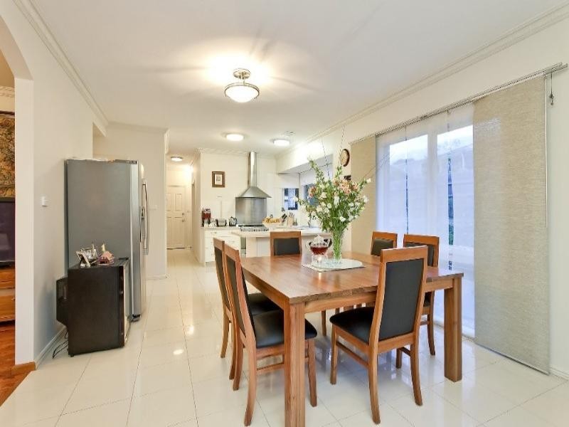 5 Rokewood Court, Endeavour Hills VIC 3802