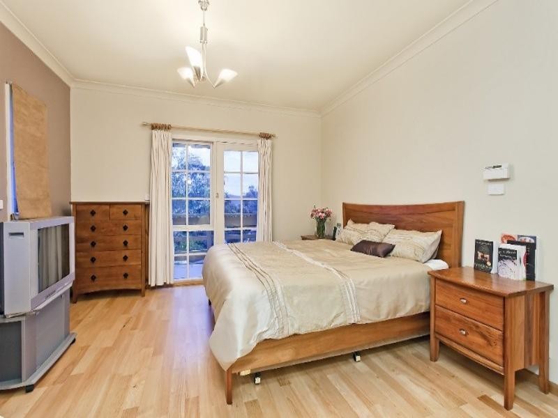 5 Rokewood Court, Endeavour Hills VIC 3802