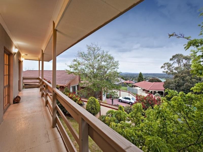 5 Rokewood Court, Endeavour Hills VIC 3802