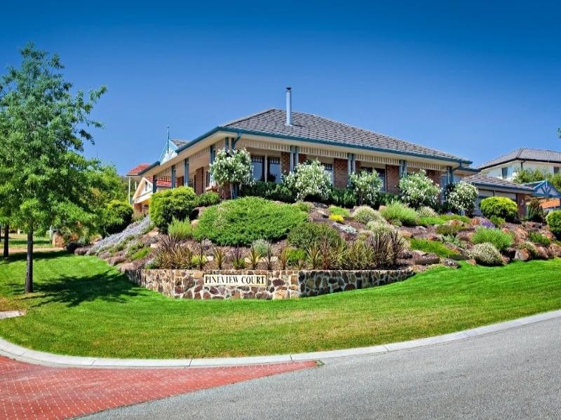 18 Pine View Court, Lysterfield VIC 3156