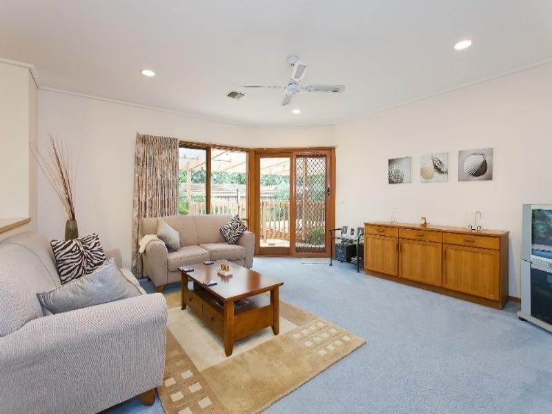 8 Law Court, Rowville VIC 3178