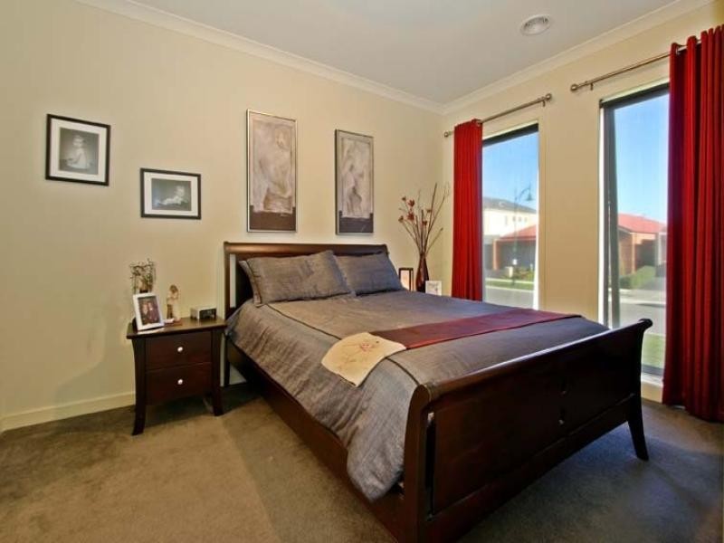 14 Monbulk Crescent, Rowville VIC 3178