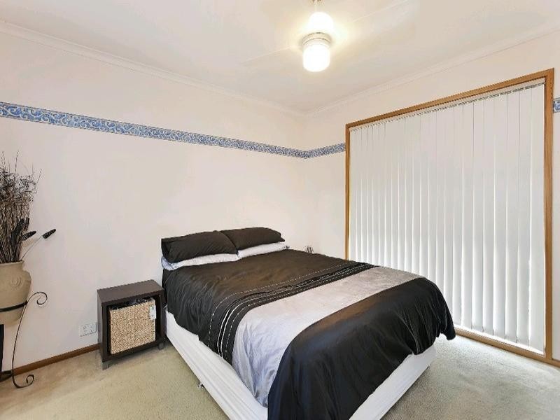 15 Liviana Drive, Rowville VIC 3178