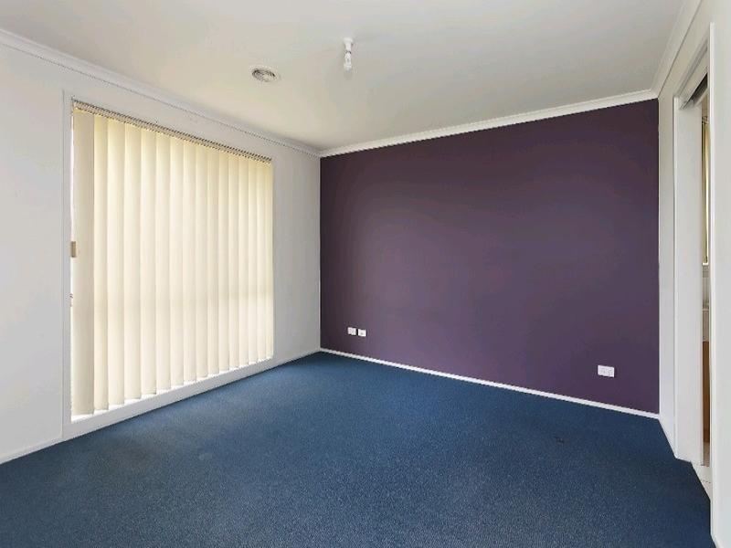 3 Larne Close, Berwick VIC 3806