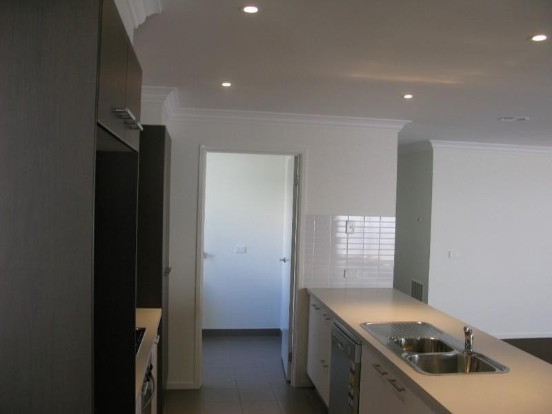 27 Hayman Road, Berwick VIC 3806