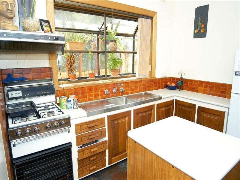 30 Avalon Road, Rowville VIC 3178