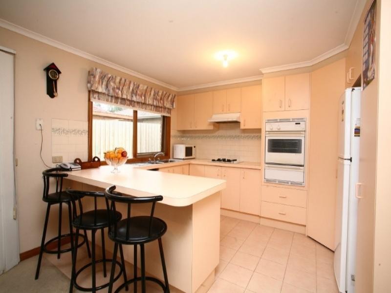 1 Third Avenue, Rowville VIC 3178