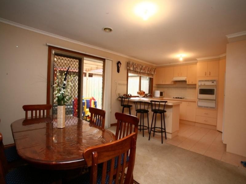 1 Third Avenue, Rowville VIC 3178