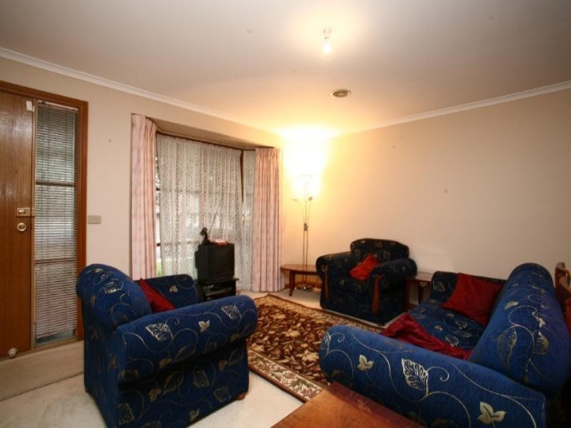 1 Third Avenue, Rowville VIC 3178