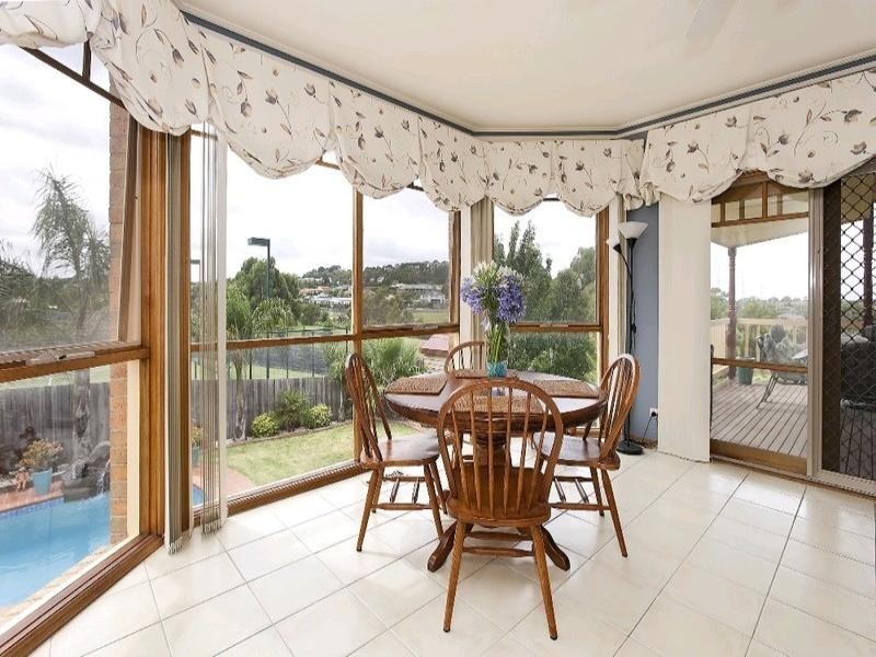 24 Parkview Terrace, Lysterfield South VIC 3156