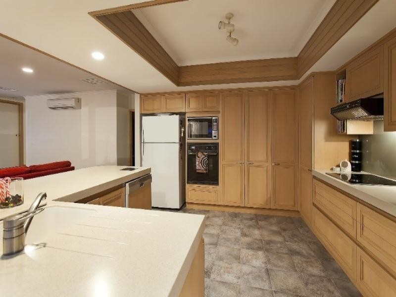 34 Tetragona Quadrant, Rowville VIC 3178