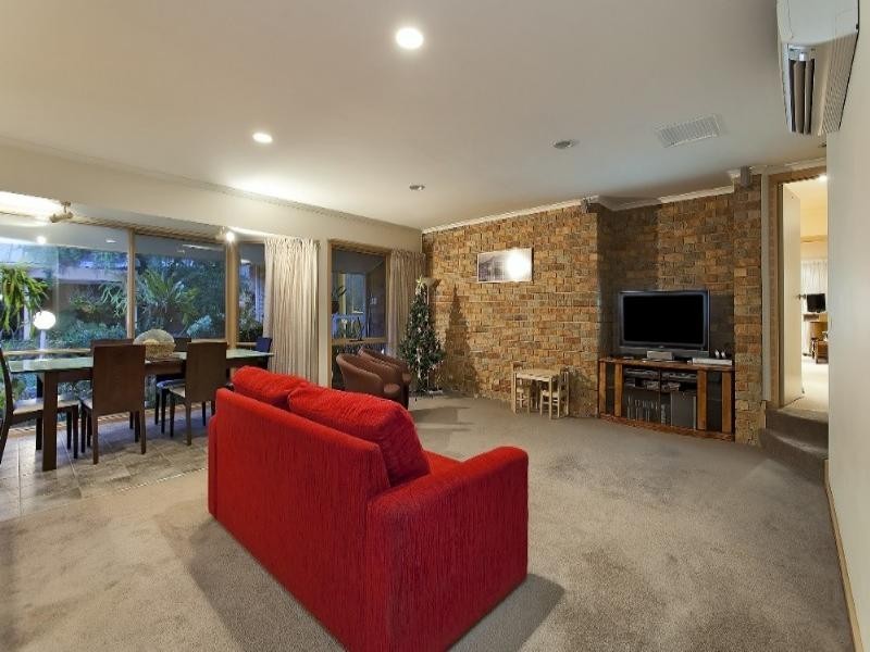 34 Tetragona Quadrant, Rowville VIC 3178