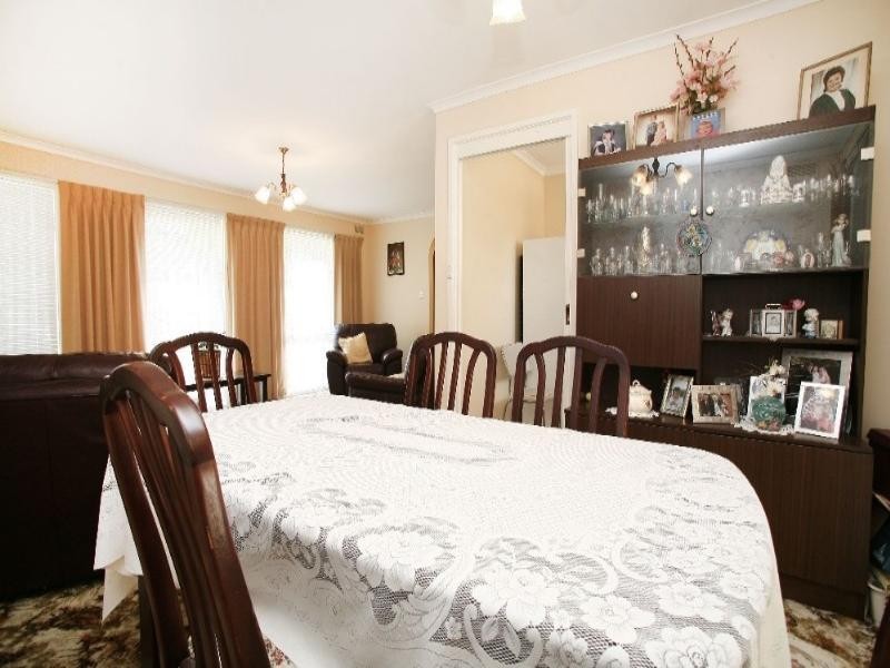 25 Linsley Way, Wantirna VIC 3152