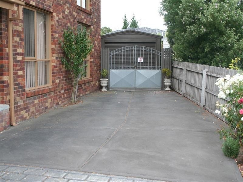 10 Wahroonga Court, Rowville VIC 3178
