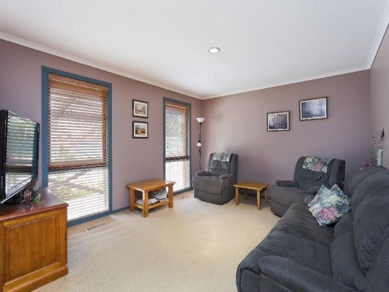 11 Spruce Drive, Rowville VIC 3178