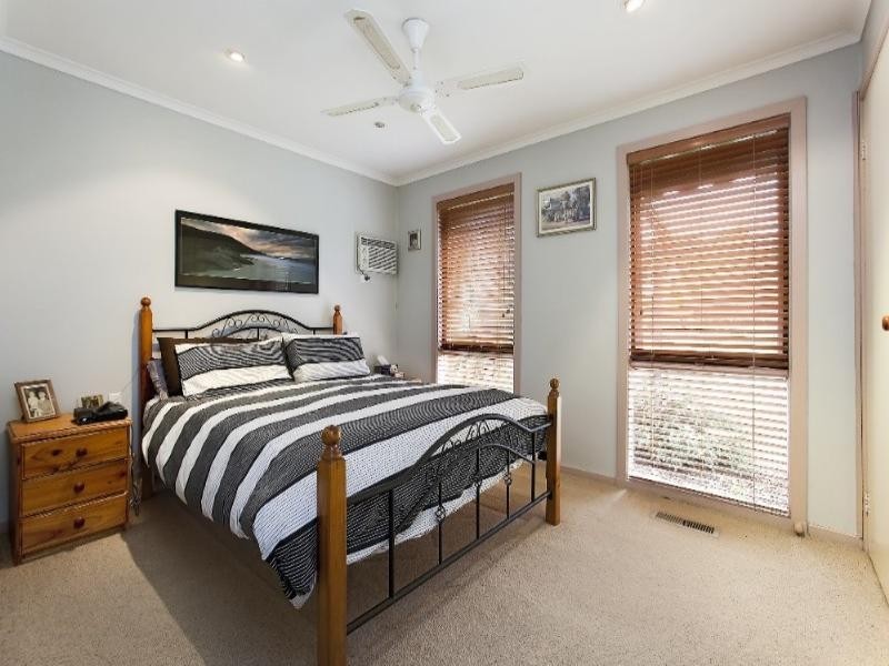11 Spruce Drive, Rowville VIC 3178