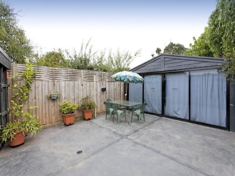 11 Spruce Drive, Rowville VIC 3178