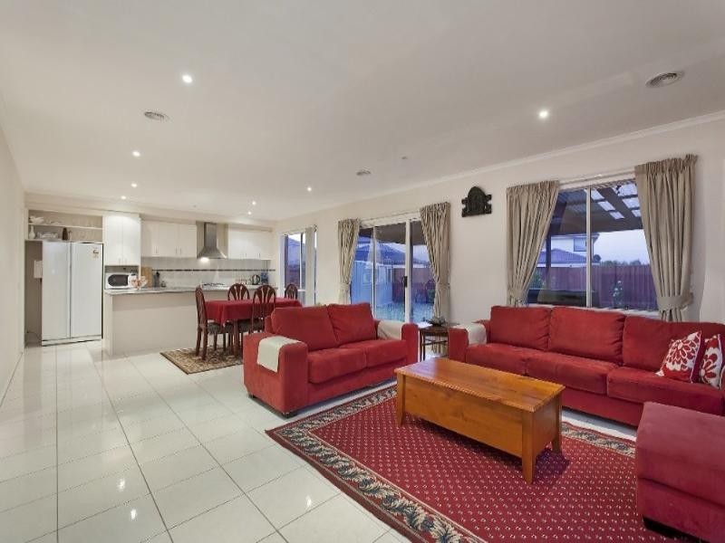 7 Banyalla Place, Rowville VIC 3178