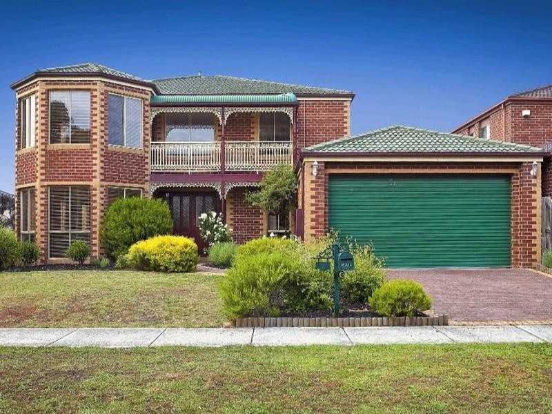 11 Fairway Drive, Rowville VIC 3178