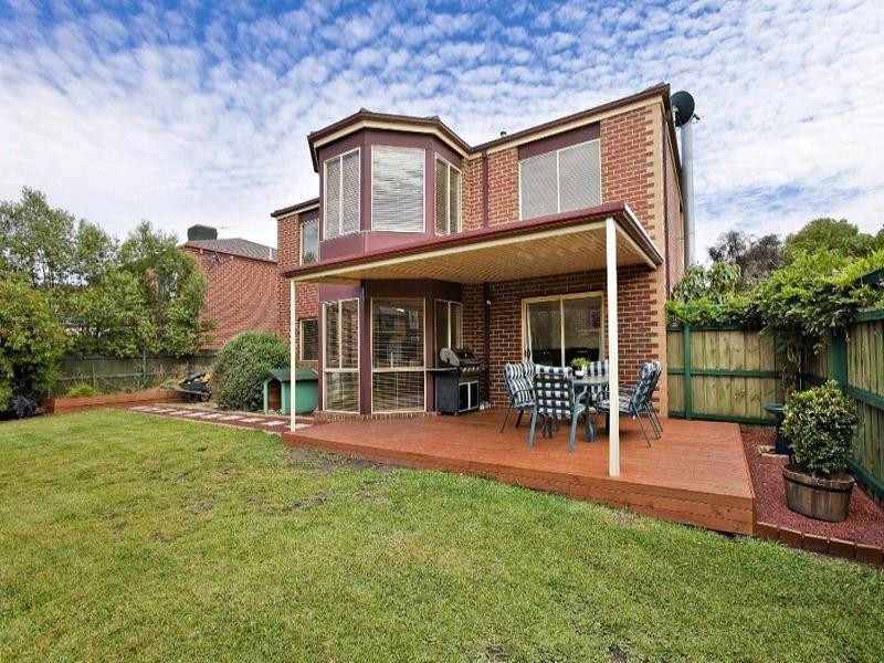 11 Fairway Drive, Rowville VIC 3178