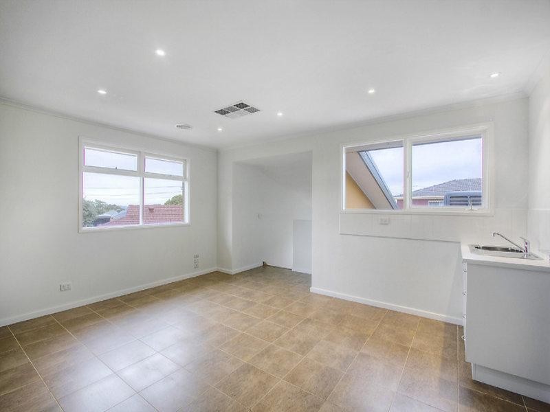 2 Galloway Street, Dandenong North VIC 3175