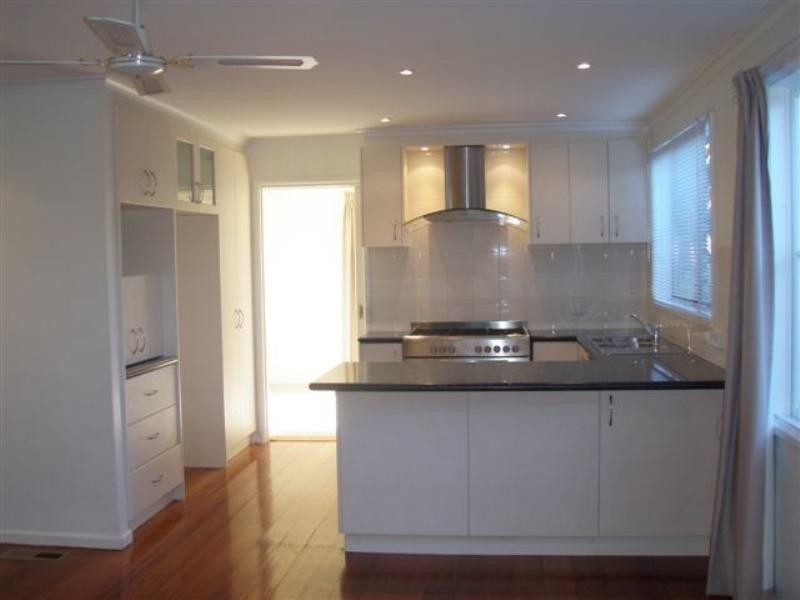 2 Galloway Street, Dandenong North VIC 3175