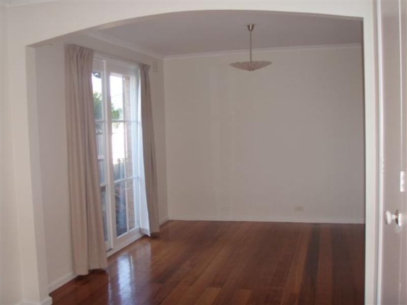 2 Galloway Street, Dandenong North VIC 3175