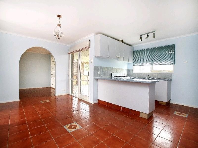 30 Erskine Drive, Rowville VIC 3178