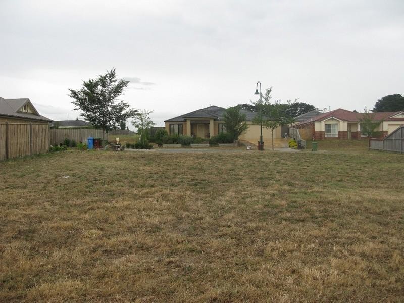 23 Braybrook Drive, Narre Warren South VIC 3805