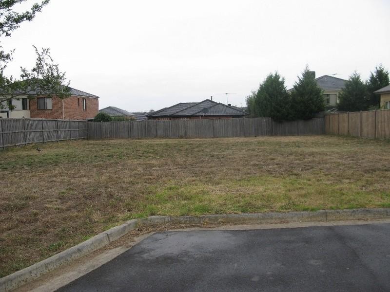 23 Braybrook Drive, Narre Warren South VIC 3805