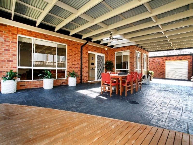 66 Langhorne Crescent, Rowville VIC 3178