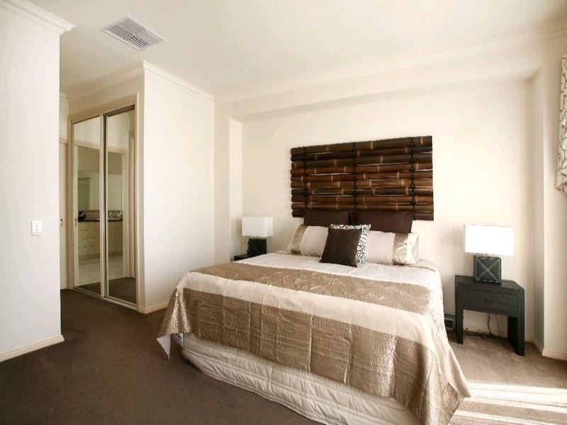 66 Langhorne Crescent, Rowville VIC 3178