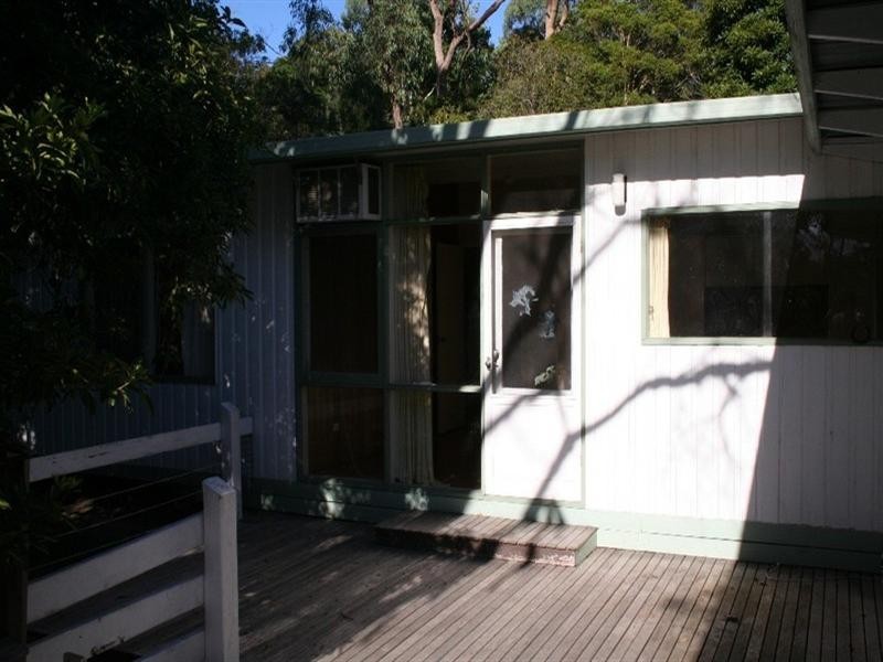 8 The Outlook, Heathmont VIC 3135