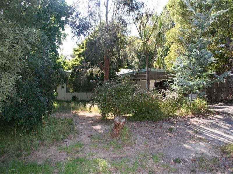 8 The Outlook, Heathmont VIC 3135