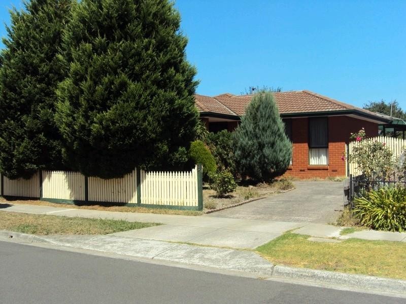 39 Willow Avenue, Rowville VIC 3178