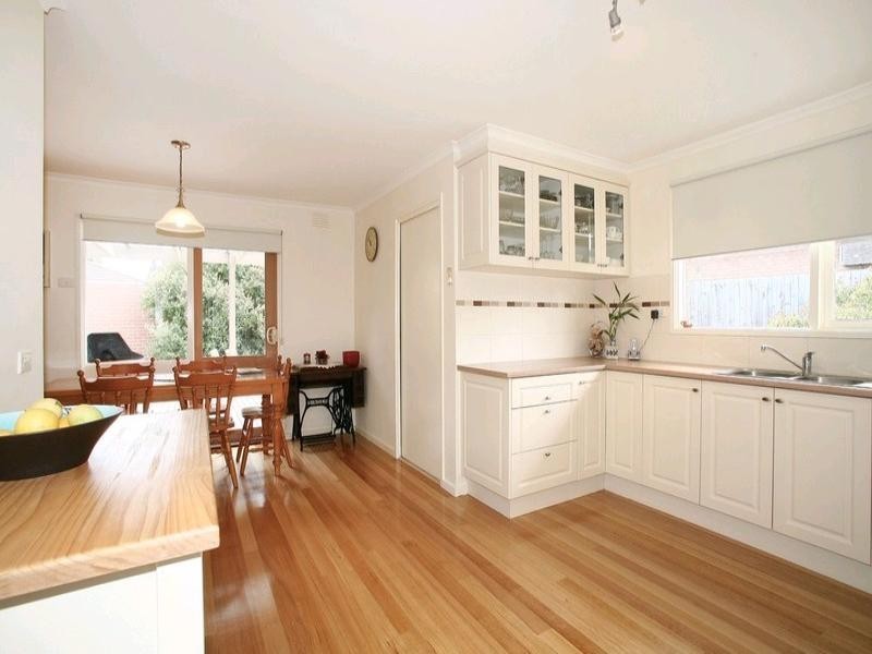 8 Ayton Court, Noble Park North VIC 3174