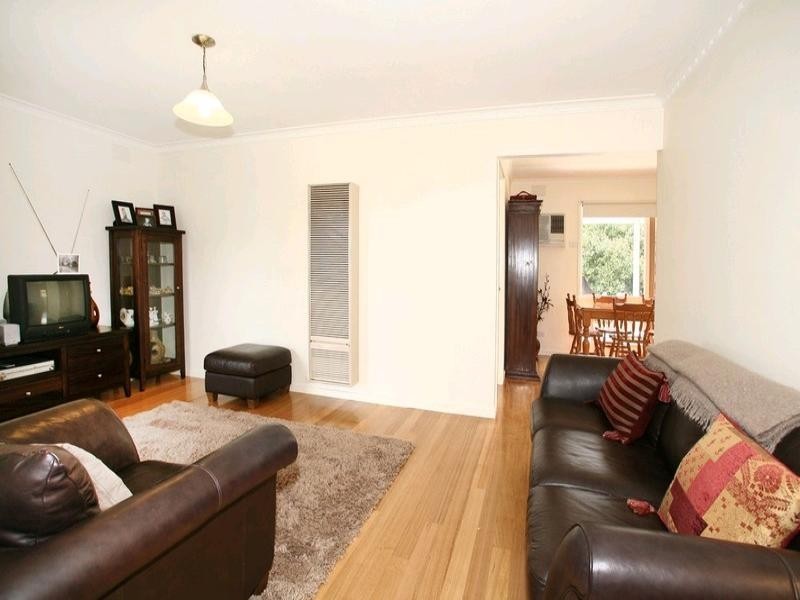 8 Ayton Court, Noble Park North VIC 3174